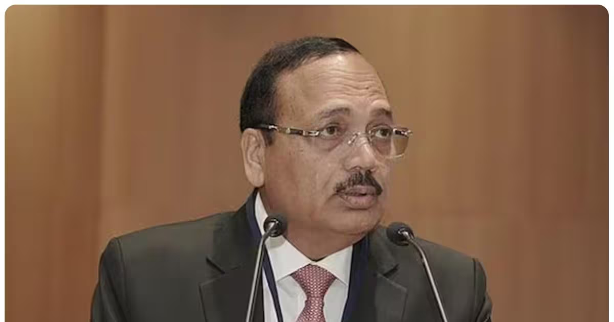 काले कोट में हजारों फर्जी लोग, डिग्रियों पर संदेह CJI सूर्य कांत की तीखी टिप्पणी, CBI जांच की चेतावनी