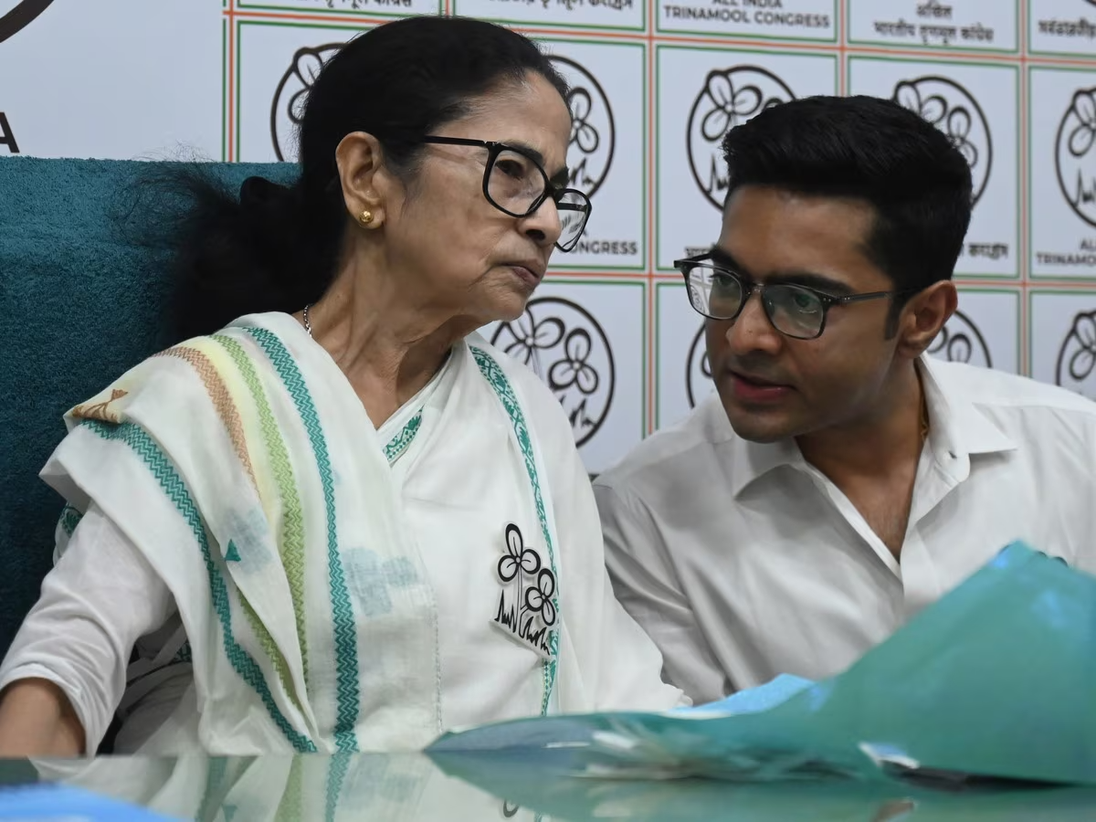 बंगाल में मत विभाजन ने बिगाड़ा ममता बनर्जी का खेल, कांग्रेस-लेफ्ट की वजह से TMC को हुआ 36 सीटों का नुकसान