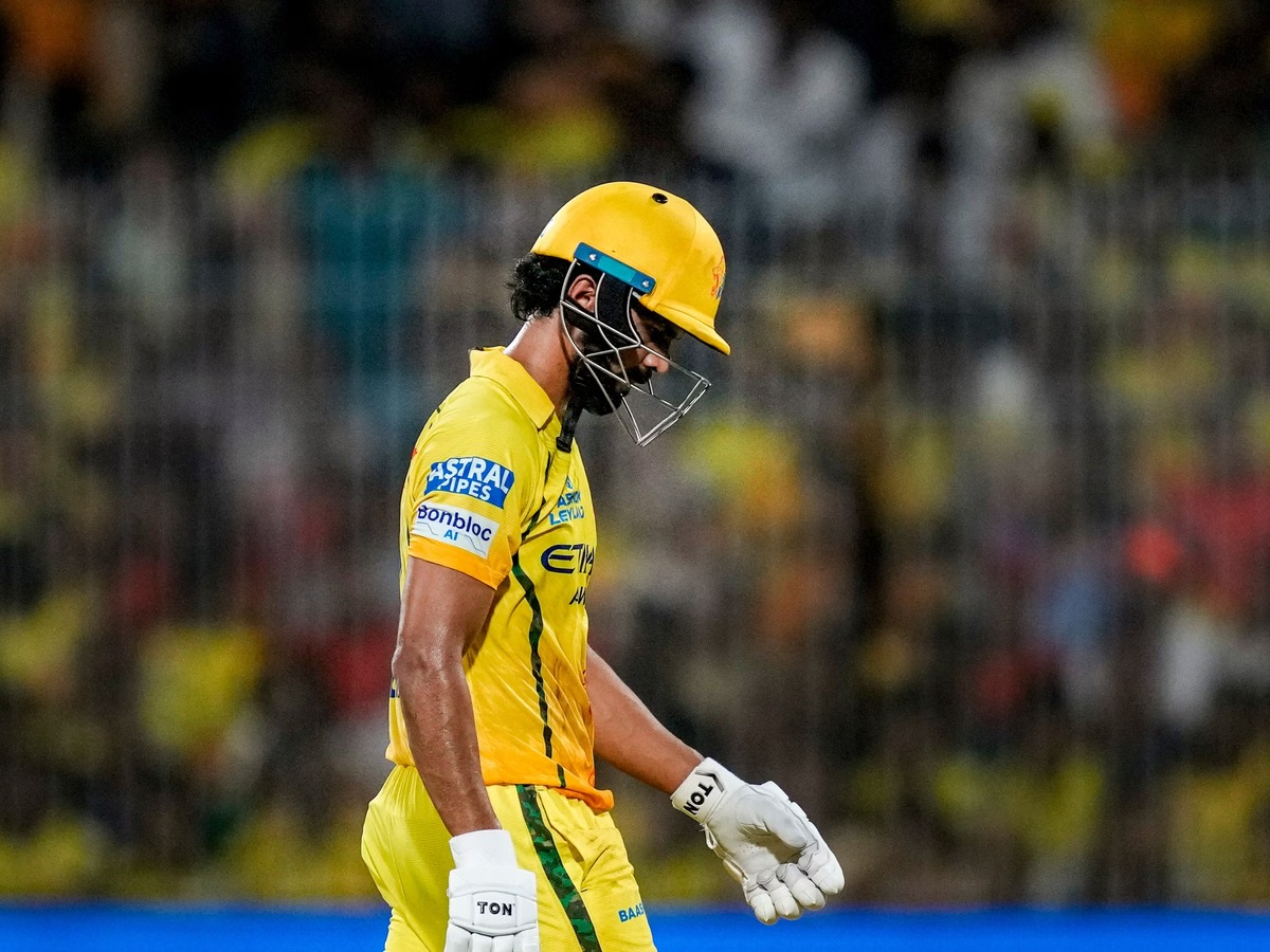 CSK के कोच स्टीफन फ्लेमिंग ने कप्तान गायकवाड़ के प्रदर्शन पर उठाए सवाल