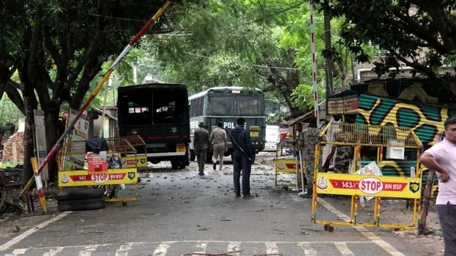 India-Bangladesh Border Tension: भारत-बांग्लादेश सीमा पर बढ़ा भारी तनाव, जबरन घुसपैठ के आरोपों से बिगड़े रिश्ते