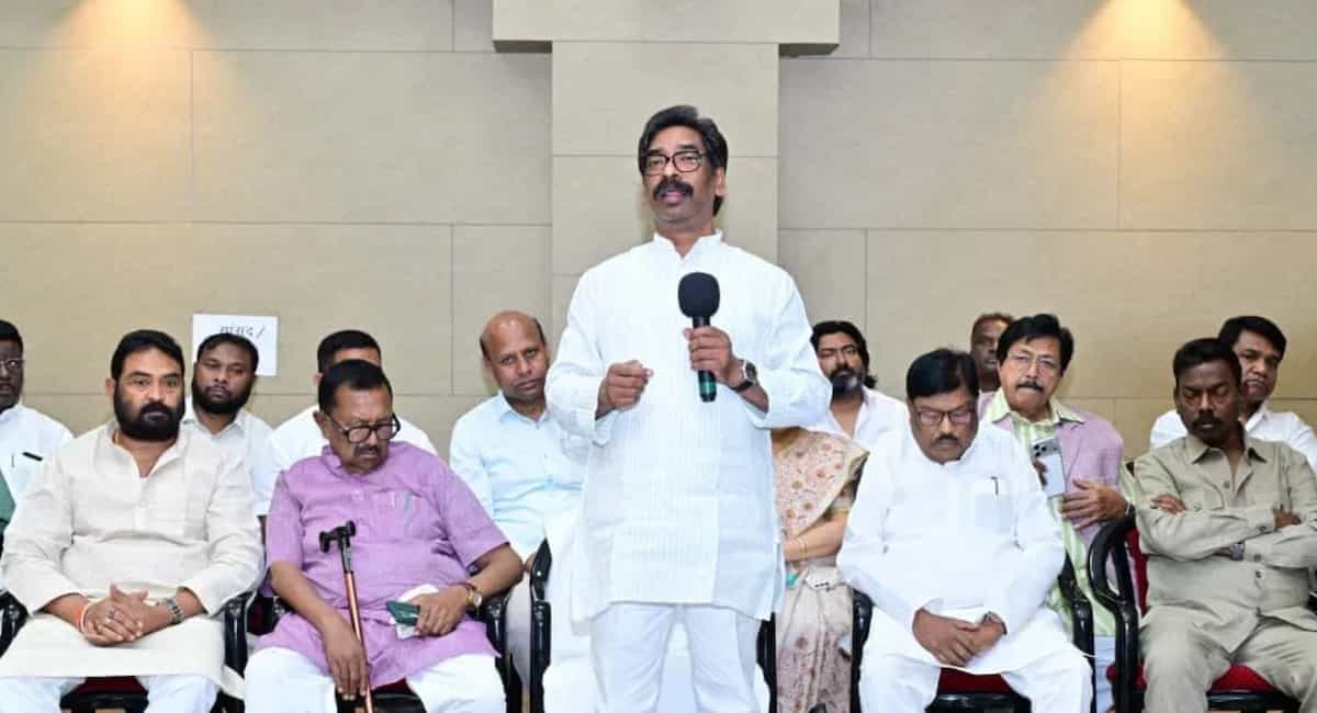 There is a huge boil in the politics of Jharkhand! Heat increased due to JMM's new claim on two seats