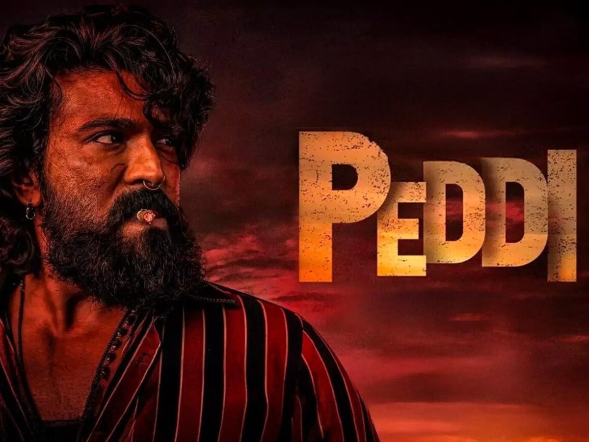 There was a huge jump in the earnings of 'Peddi' on Sunday, leaked chat on Jhanvi Kapoor's bold scenes created an uproar