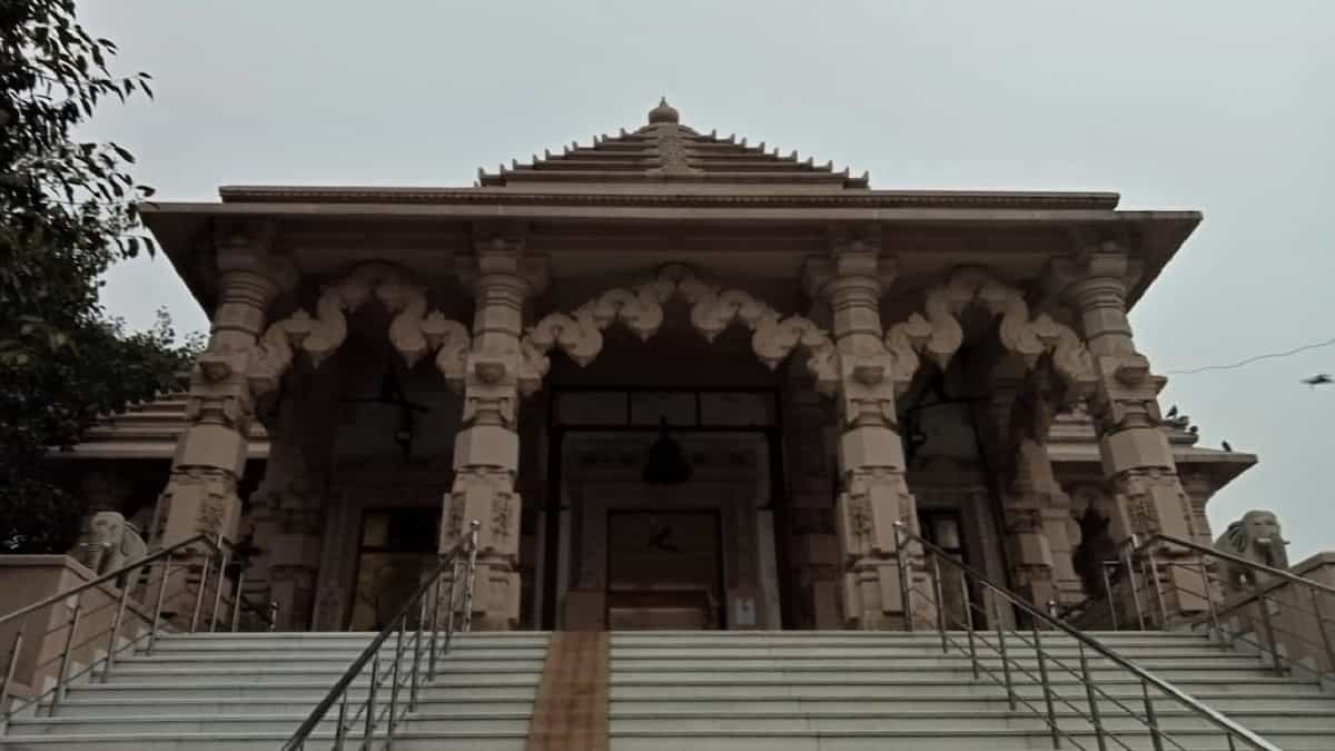 Ramnagari has actually arrived in Delhi! Grand architecture like Ayodhya and exactly the same stone