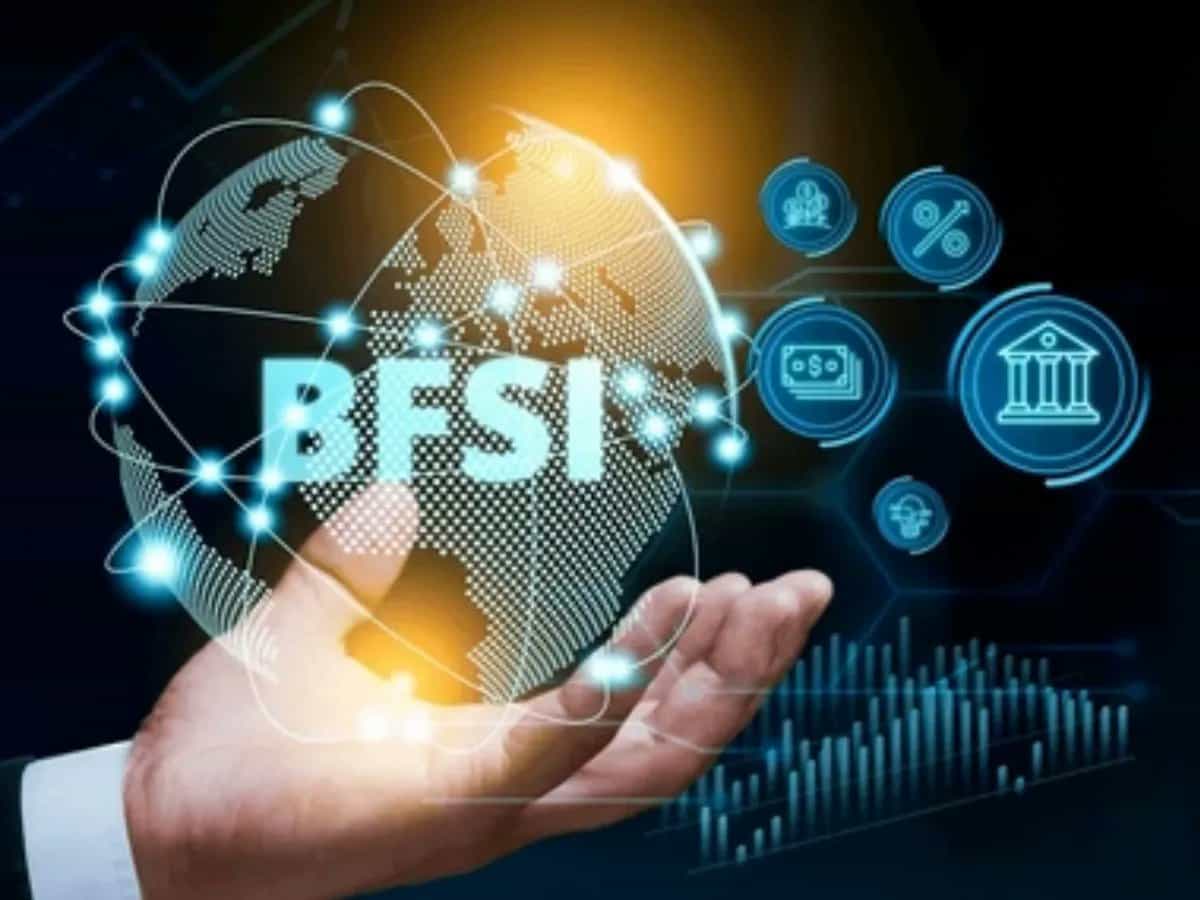 बड़े ब्रोकरेज का बड़ा दांव: ICICI, HDFC, SBI या AU Bank? जानें किसे खरीदने पर होगी पैसों की बारिश