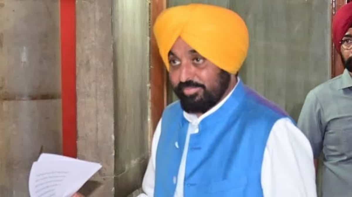 पंजाब में सरकारी दफ्तरों का समय बदला: 1 जुलाई से लागू होगा नया टाइम-टेबल, जानें पूरी डिटेल