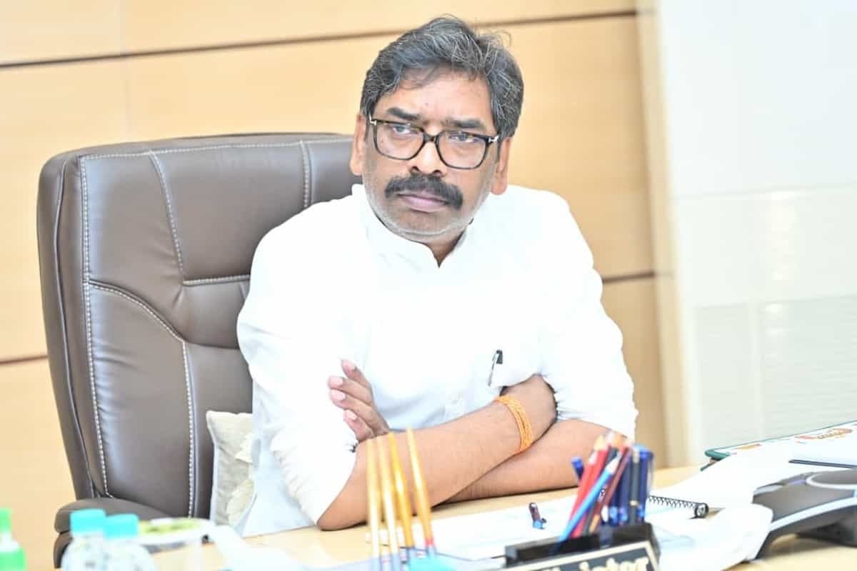 बाल-बाल बचे झारखंड के 42 श्रमिक, मुख्यमंत्री हेमंत सोरेन के एक्शन के बाद अब होगी सुरक्षित घर वापसी
