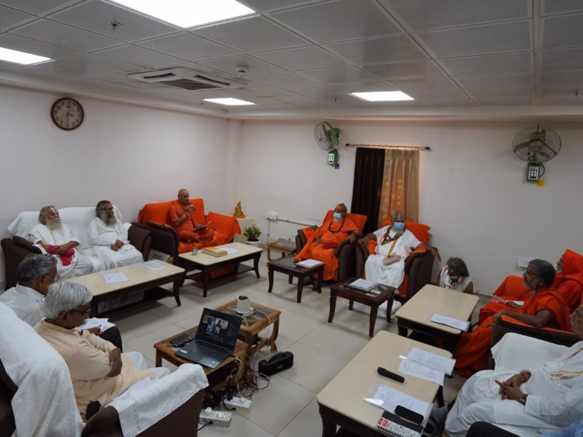 राम मंदिर के बाथरूम में मिला कैश, 40 दिन में 70 बार चोरी! SIT रिपोर्ट में दान महाघोटाले के चौंकाने वाले खुलासे