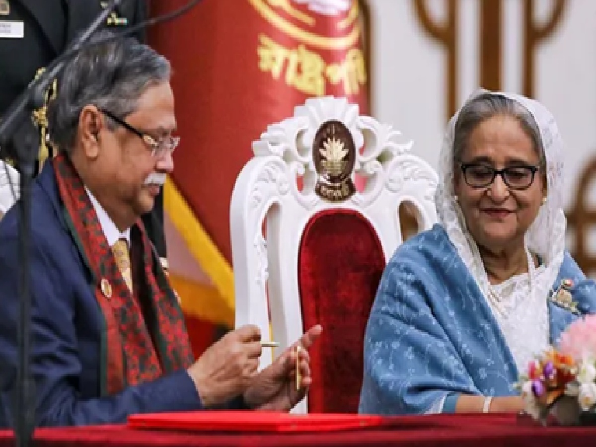 बांग्लादेश में बड़ा सियासी उलटफेर, राष्ट्रपति मोहम्मद शहाबुद्दीन आज देंगे इस्तीफा; शेख हसीना से रिश्तों पर घिरे