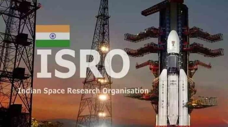 ISRO Recruitment 2026: अंतरिक्ष में करियर बनाने का सुनहरा मौका! इसरो में निकली बंपर भर्तियां, साइंटिस्ट से लेकर अप्रेंटिस तक के पदों पर ऐसे करें आवेदन