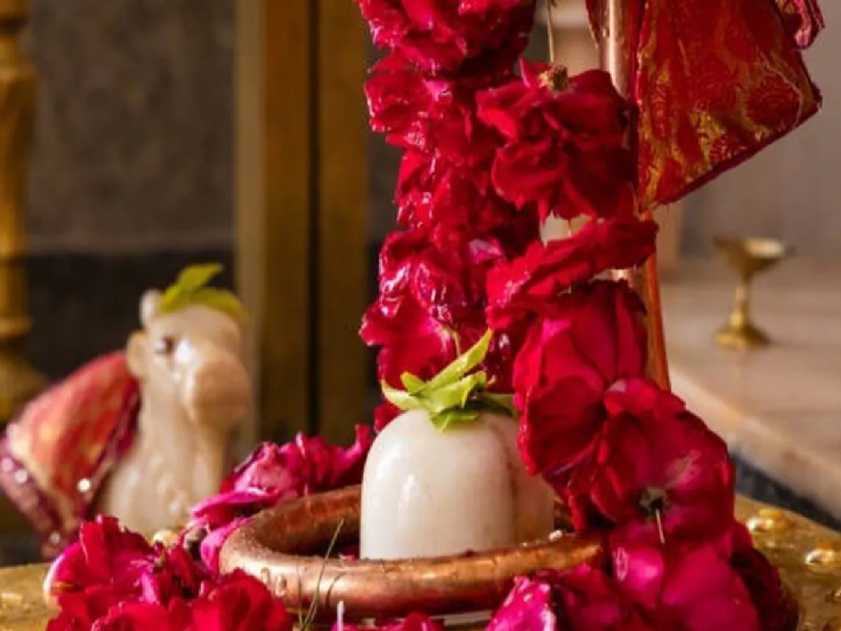 Sawan Somwar Wishes: आज सावन के पहले सोमवार पर अपनों को भेजें 'हर-हर महादेव' वाले ये 15 खूबसूरत संदेश