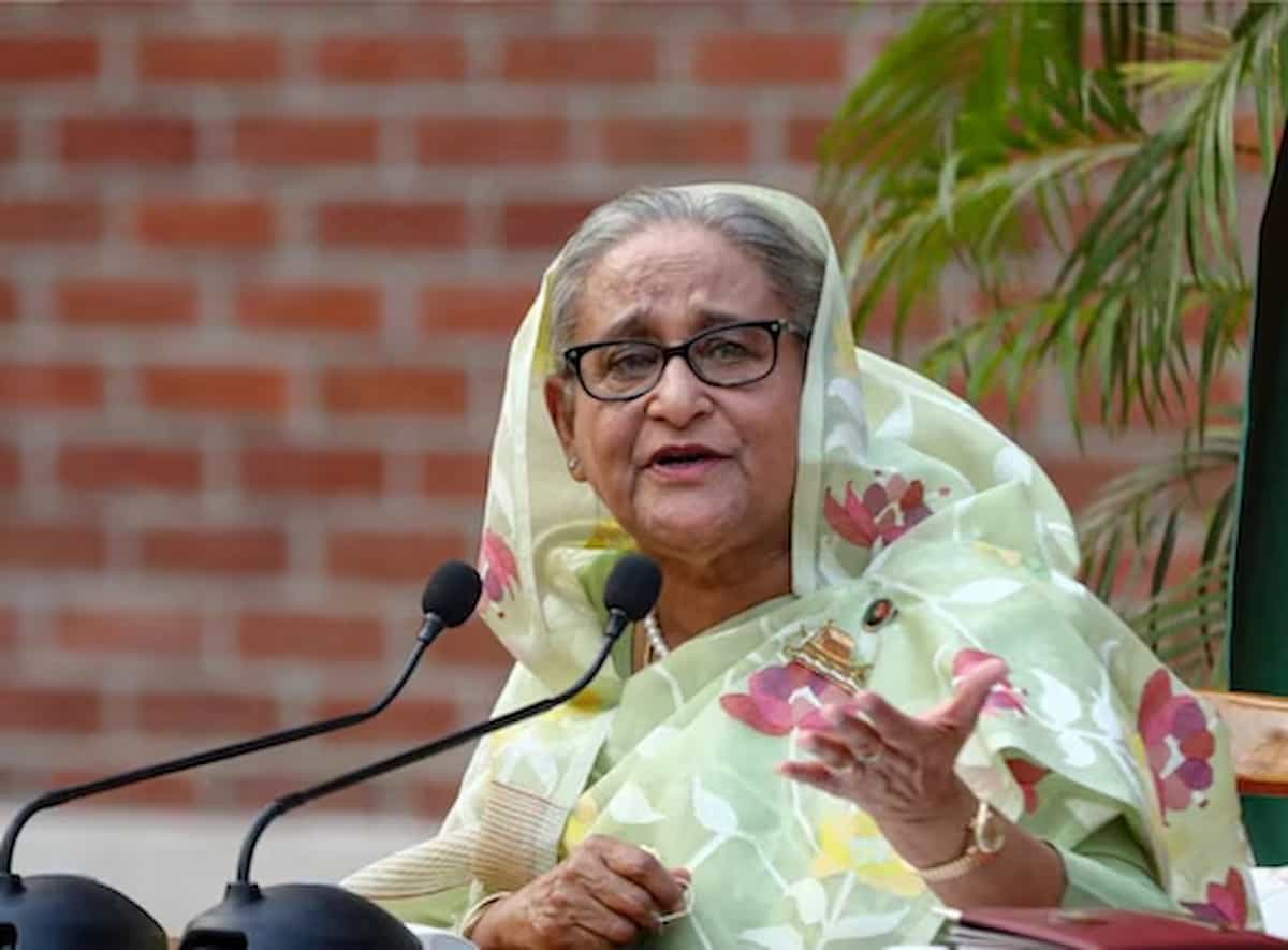 हिंदू संत चिन्मय दास की रिहाई के बाद बांग्लादेश की नई मांग: भारत से क्या है कनेक्शन और शेख हसीना से क्यों जुड़ा है पूरा मामला