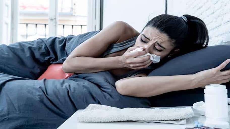 स्वाइन फ्लू: क्या यह सामान्य सर्दी-जुकाम है या खतरनाक H1N1 वायरस? जानिए इसकी पहचान और बचाव के तमाम जरूरी उपाय