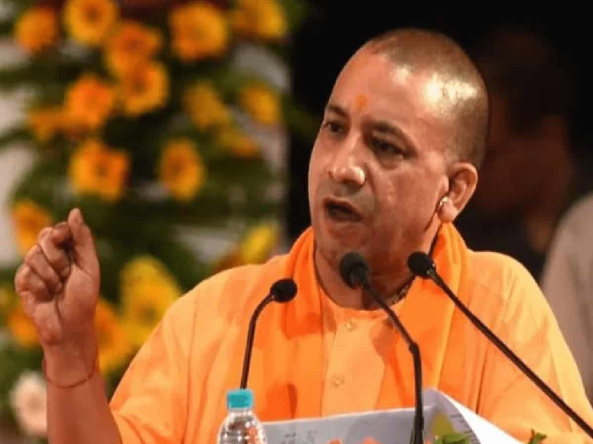 रक्षाबंधन पर योगी सरकार का बड़ा तोहफा: बहनों और एक सहयोगी के लिए मुफ्त बस यात्रा शुरू, यूपी में चलाई गईं स्पेशल ट्रेनें
