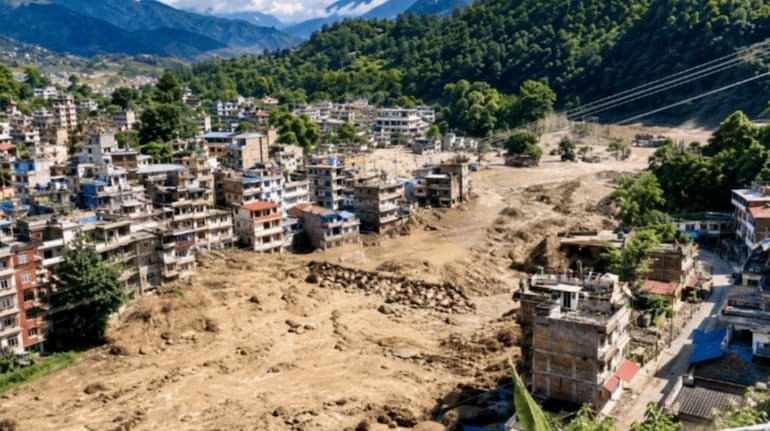 बाढ़ की विभीषिका के बाद नेपाल को फिर से खड़ा करने में लगेंगे साल, अरबपति दावा-पुनर्निर्माण में खर्च होंगे कम से कम 5 अरब डॉलर