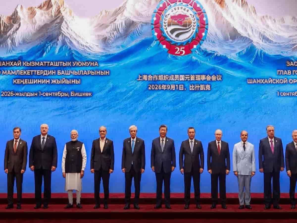 जिनपिंग से हैंडशेक, शहबाज से दूरी! SCO समिट में पीएम मोदी के मास्टरस्ट्रोक से सन्न रह गया पाकिस्तान