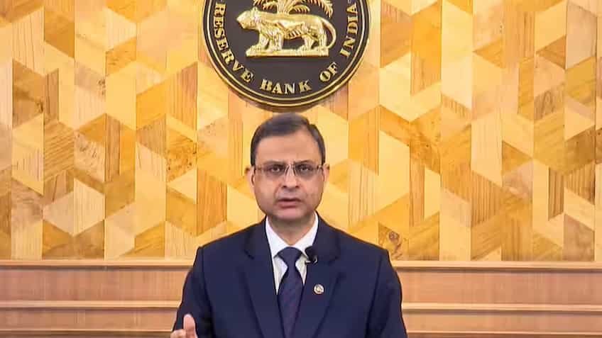 RBI Governor on MSME Loans: खाता खोलना और लोन लेना हुआ बेहद आसान! RBI गवर्नर संजय मल्होत्रा बोले- फिनटेक और डिजिटल इंफ्रास्ट्रक्चर से MSMEs को मिल रहा है सबसे बड़ा फायदा