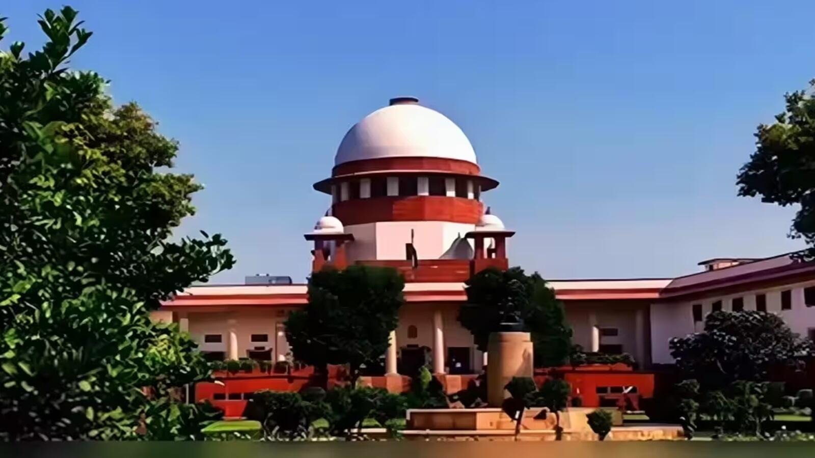 135 साल पुरानी सेंट्रल सेक्रेटेरियट लाइब्रेरी को शिफ्ट करने की सुगबुगाहट पर सुप्रीम कोर्ट ने लिया स्वत