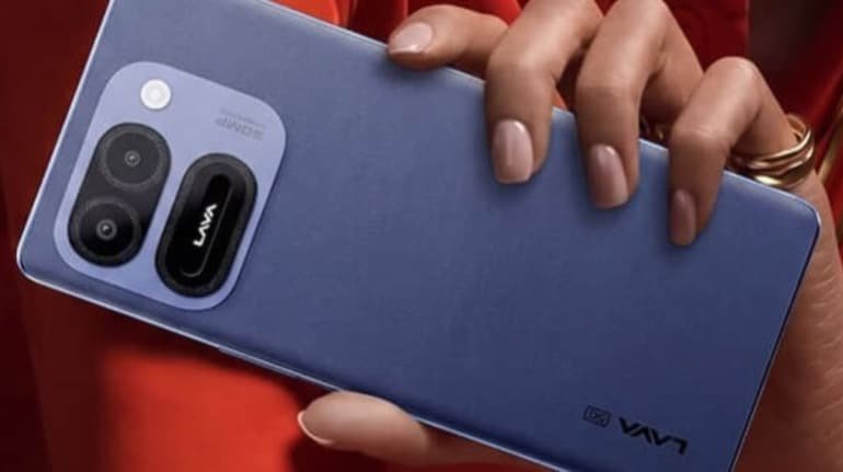 भारतीय स्मार्टफोन बाजार में देसी ब्रांड लावा का बड़ा धमाका: Lava Aura Curve 5G की धांसू एंट्री