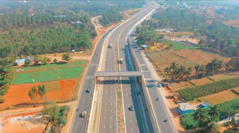 यूपी में एक्सप्रेसवे का महा-नेटवर्क: आगरा-लखनऊ और पूर्वांचल एक्सप्रेसवे होंगे सीधे कनेक्ट, जेवर-झांसी लिंक को भी हरी झंडी
