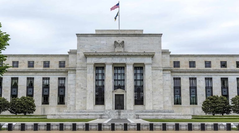 US Fed, Interest Rates, Rate Cuts, Economic Signals, Financial Forecasting, Market Trends, Investment Strategies, Economic Analysis, Finance News, Global Economy