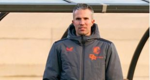 Van Persie Head Coach At Heerenv