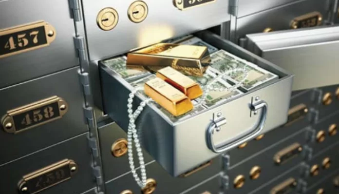 Bank Locker 1 696x398.png