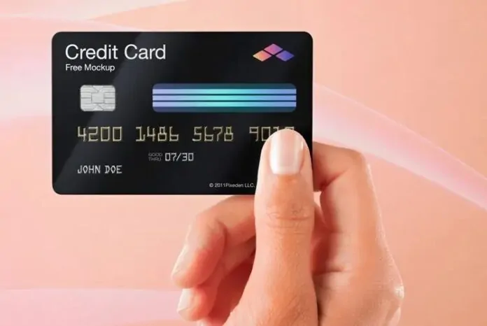 Free Credit Card 696x466.jpg