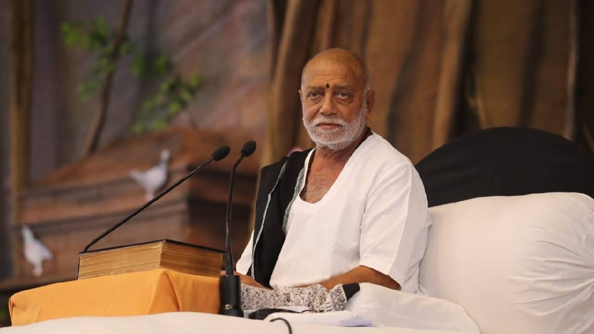 Morari Bapu