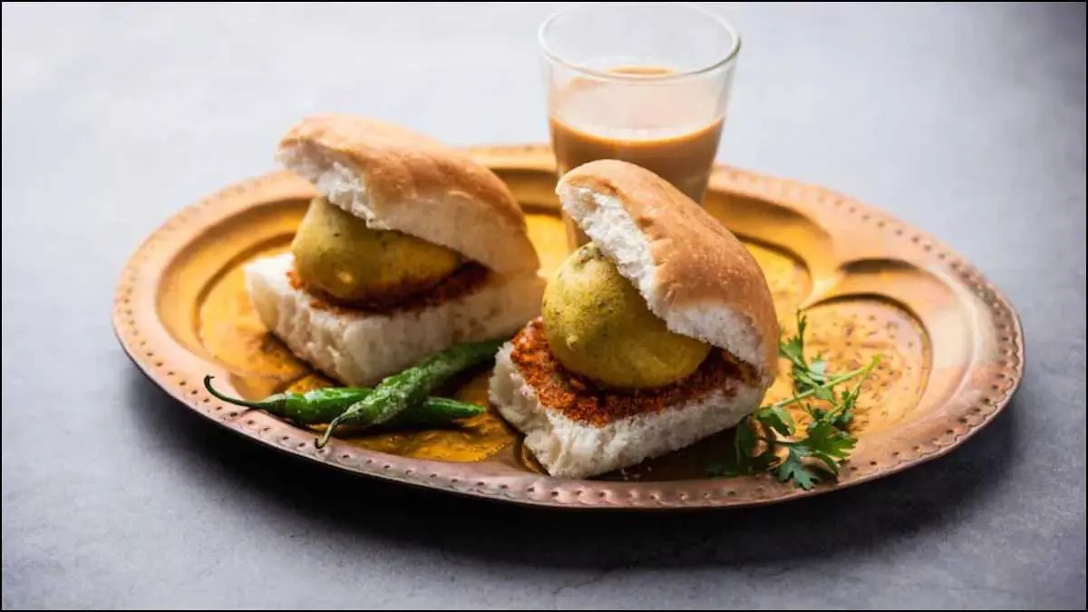 Vada Pav Recipe.jpg