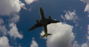 Flight Attendant,Flight attendant Andrea Fischbach,Travel Tips,Don't wear T-Shirt or Skirt while traveling,Andrea Fischbach