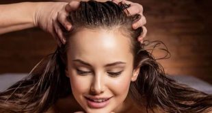 436525 Hair Massage