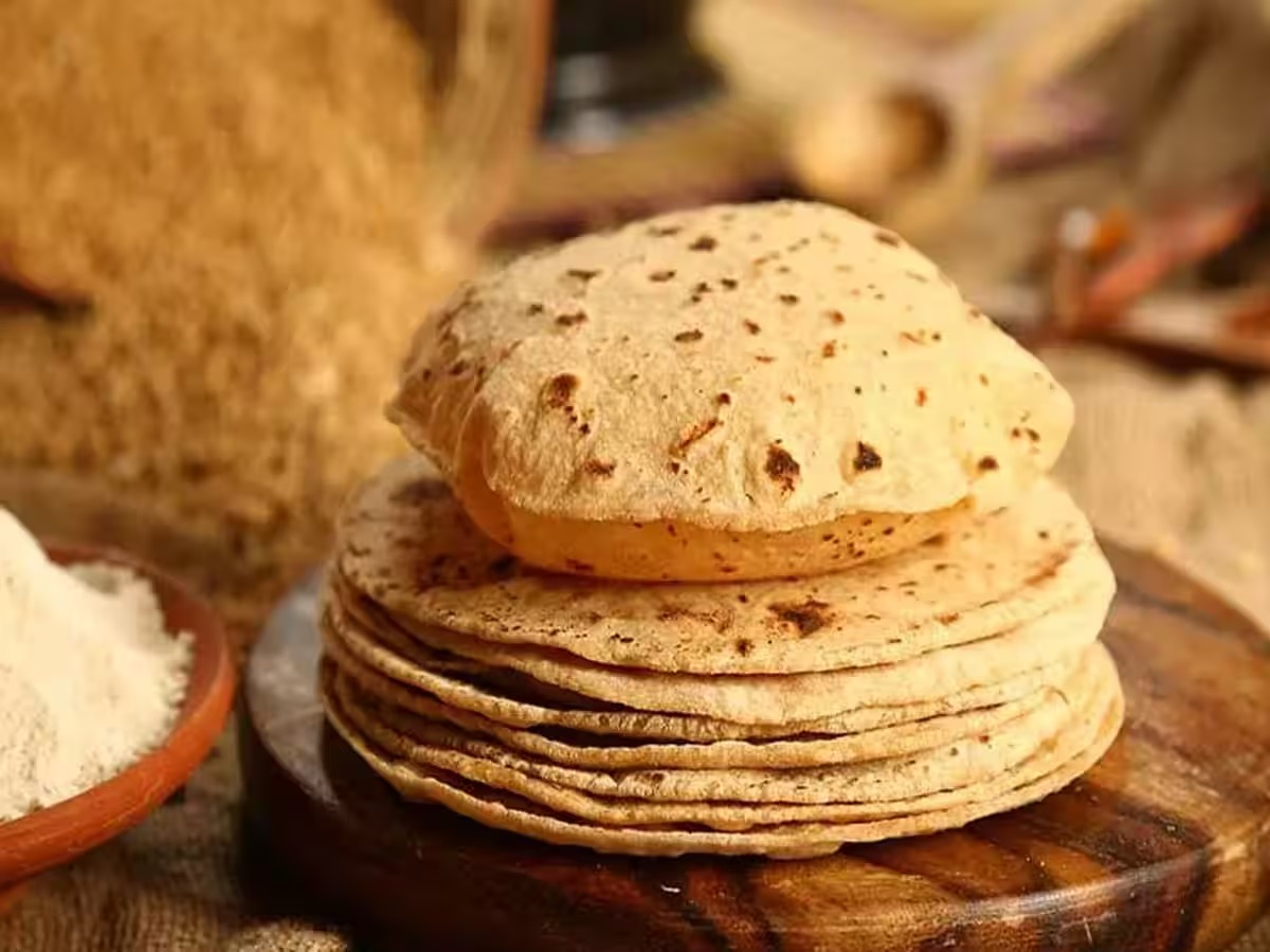 Roti Flour: रोटी के आटे में मिलाएं इन 3 चीजों में से कोई एक, सेहत को होंगे दोगुने फायदे!