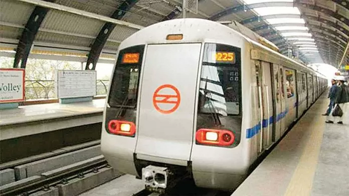 Delhi Metro Blue Line Service 696x392.jpg