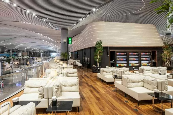 Airport Luxury Lounge Pass 696x464.jpg