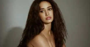 Disha Patani 5 696x455.jpg