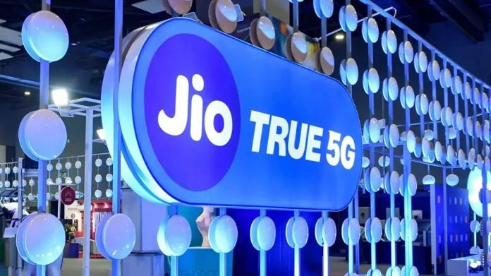 Jio Brings 696x391.jpg