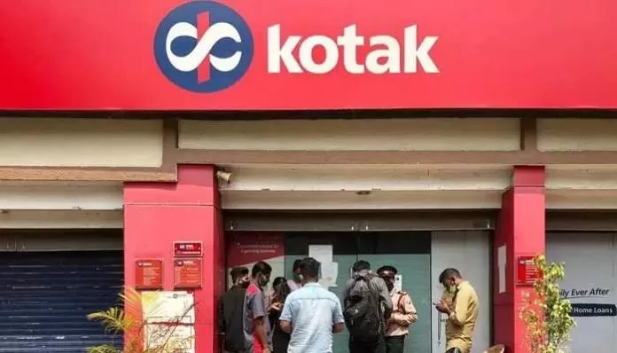 Kotak Bank 2 696x398.jpg