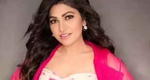 Tulsi Kumar 696x516.jpg