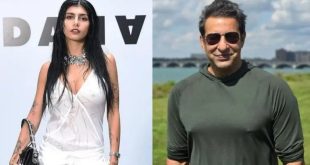 Wasim Akram Mia Khalifa 768x432