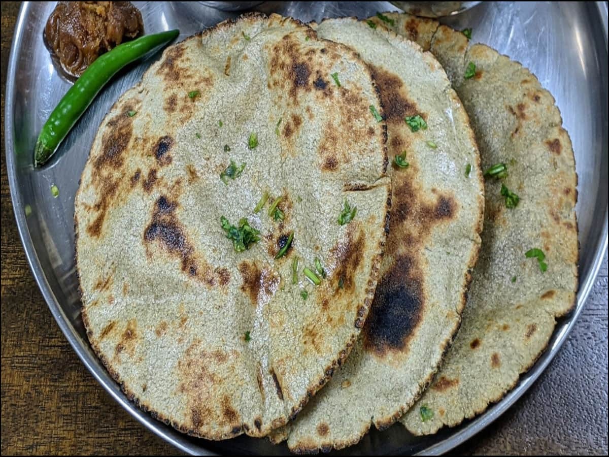 611515 Bajra Roti