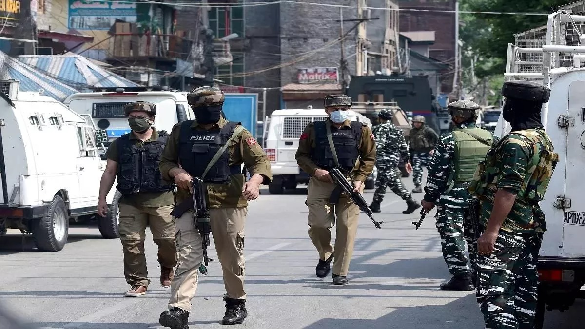 srinagar-crime,Anantnag Jail Raid, Kulgam Raids, Counter, Terrorism Operations, Jammu and Kashmir Police, Militant Activities, Overground Workers, Digital Devices Recovered, Terrorist Network Disruption,Jammu and Kashmir news