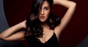 623334 Riya Sen