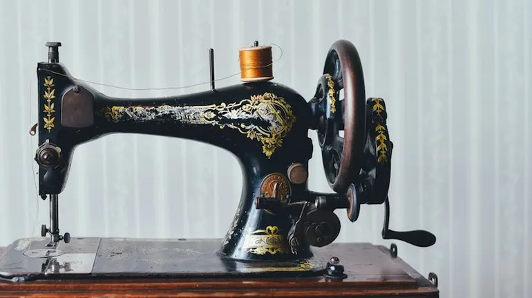 sewing machine