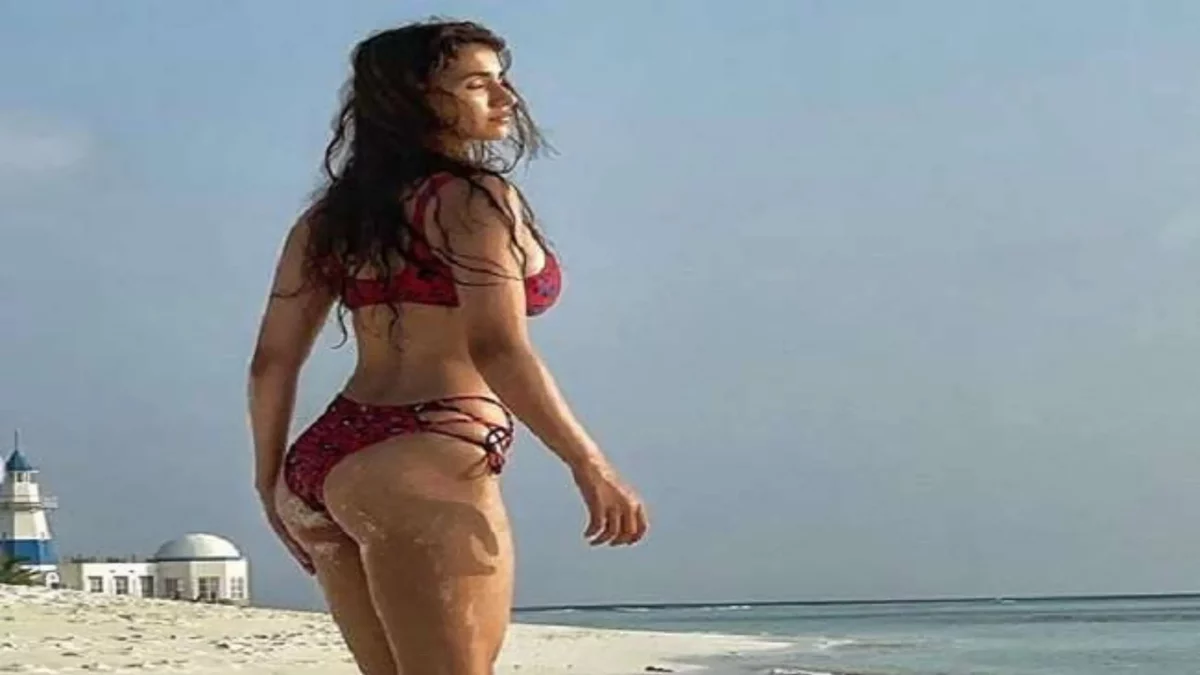 Disha Patani Bikini Pics