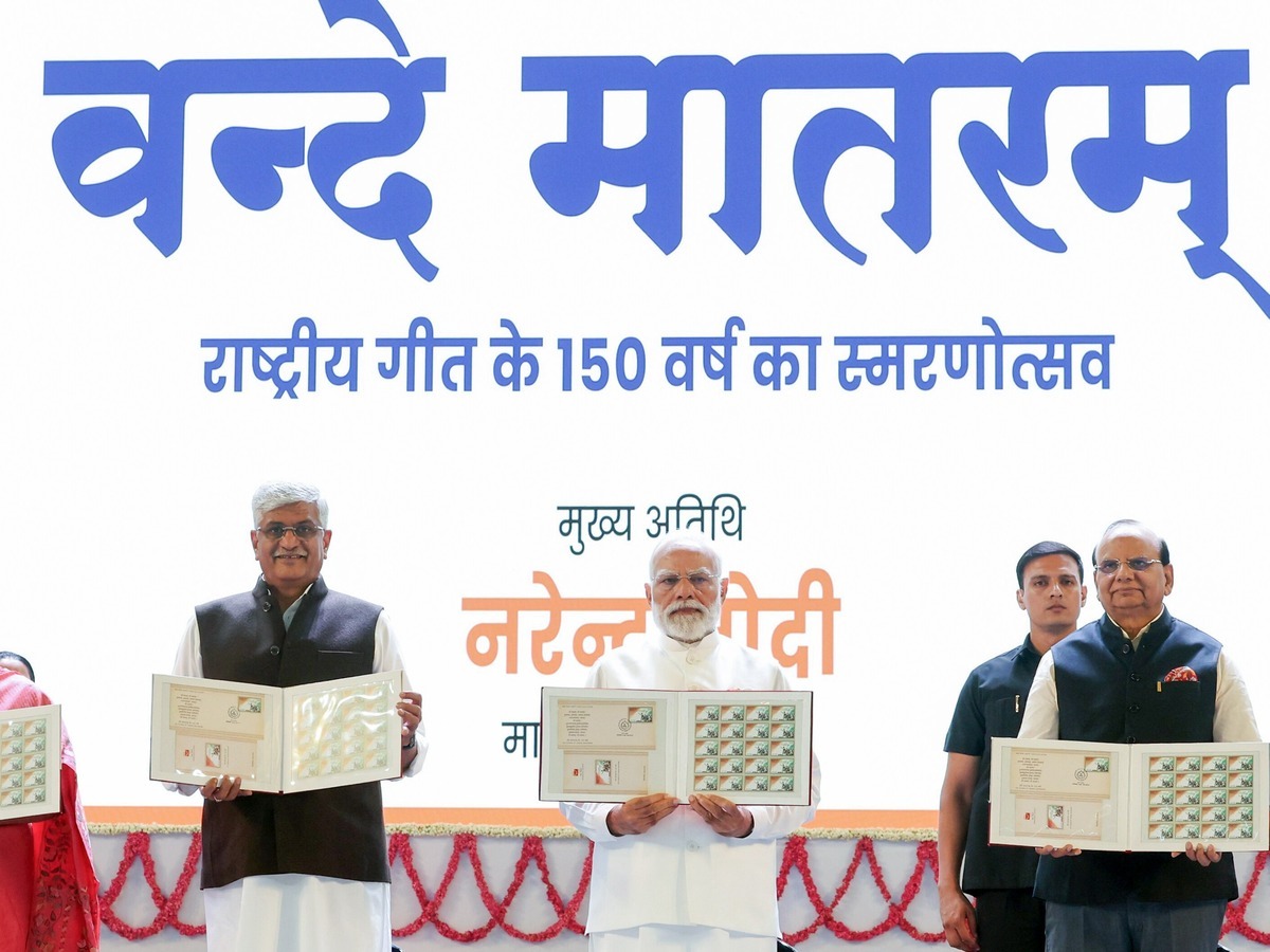 वंदे मातरम पर विवाद नया नहीं, क्या सच में नेहरू ने कटवा दिया था आधा गीत? जानें पूरा सच